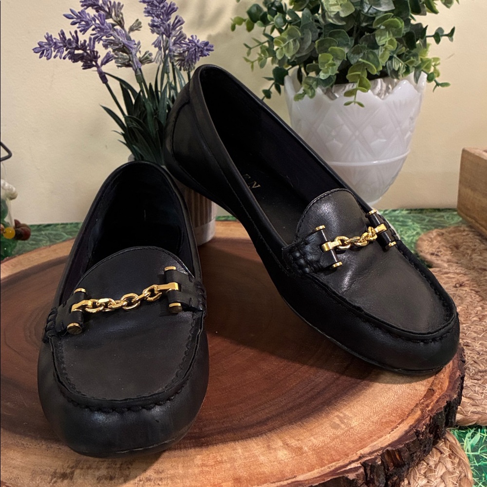 Lauren Ralph Lauren Black Loafers with Gold Accent, EUC